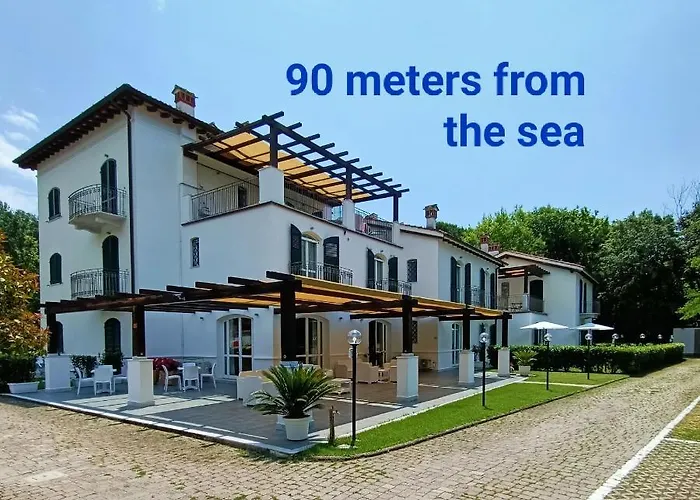 Aparthotel Residenza Casa Bianca Marina di Massa